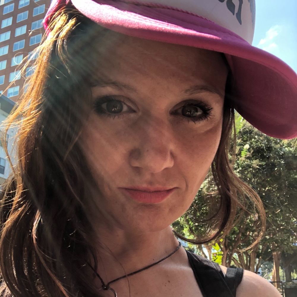 Meet your Posher, Brooke